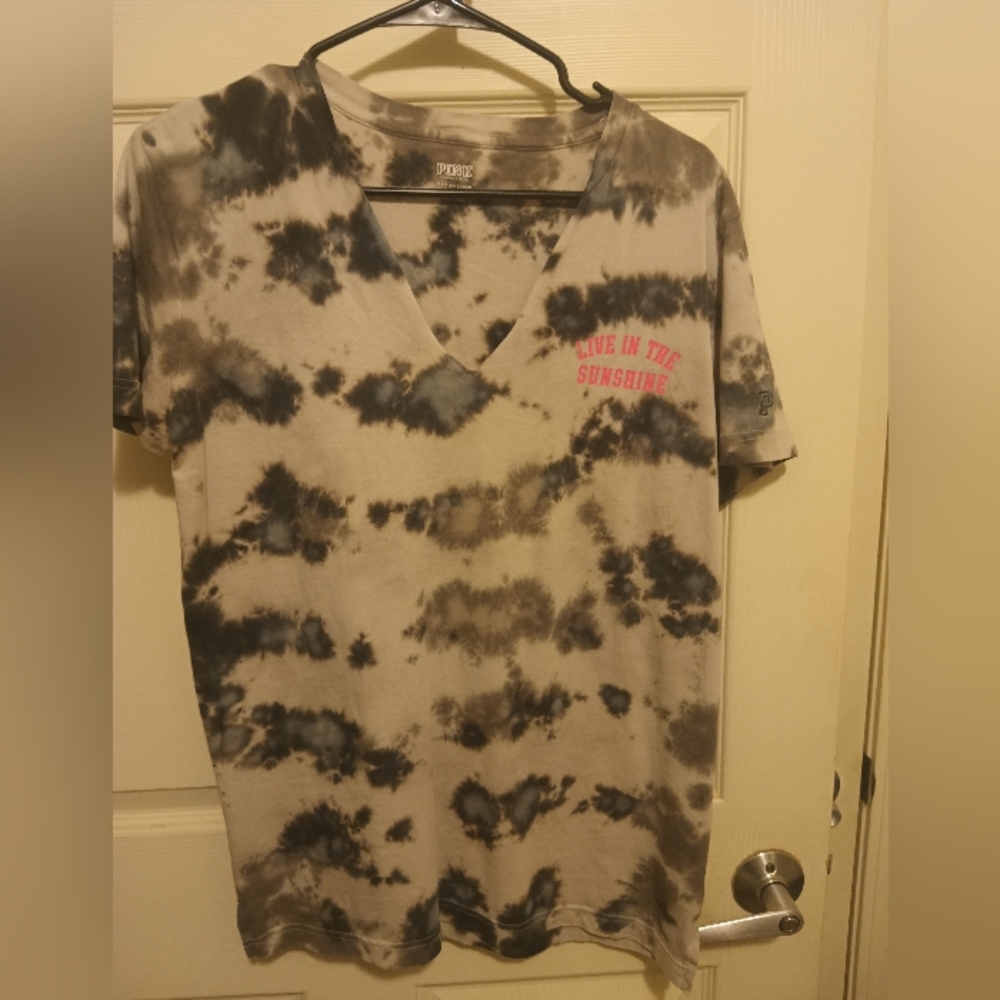 PINK tshirt